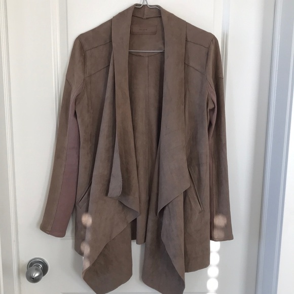 Blank NYC Cloud Nine Faux Suede Drape Waterfall Cardigan Jacket - Picture 4 of 10